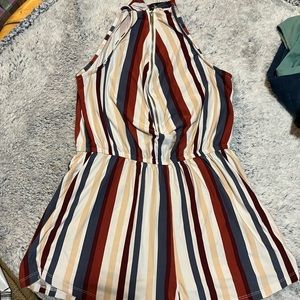 Summer vacation romper size large by Justify